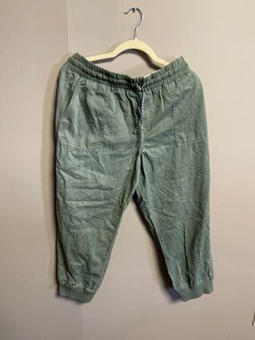 Maurices Women’s Sage Green Jogger Sweatpants. Size M